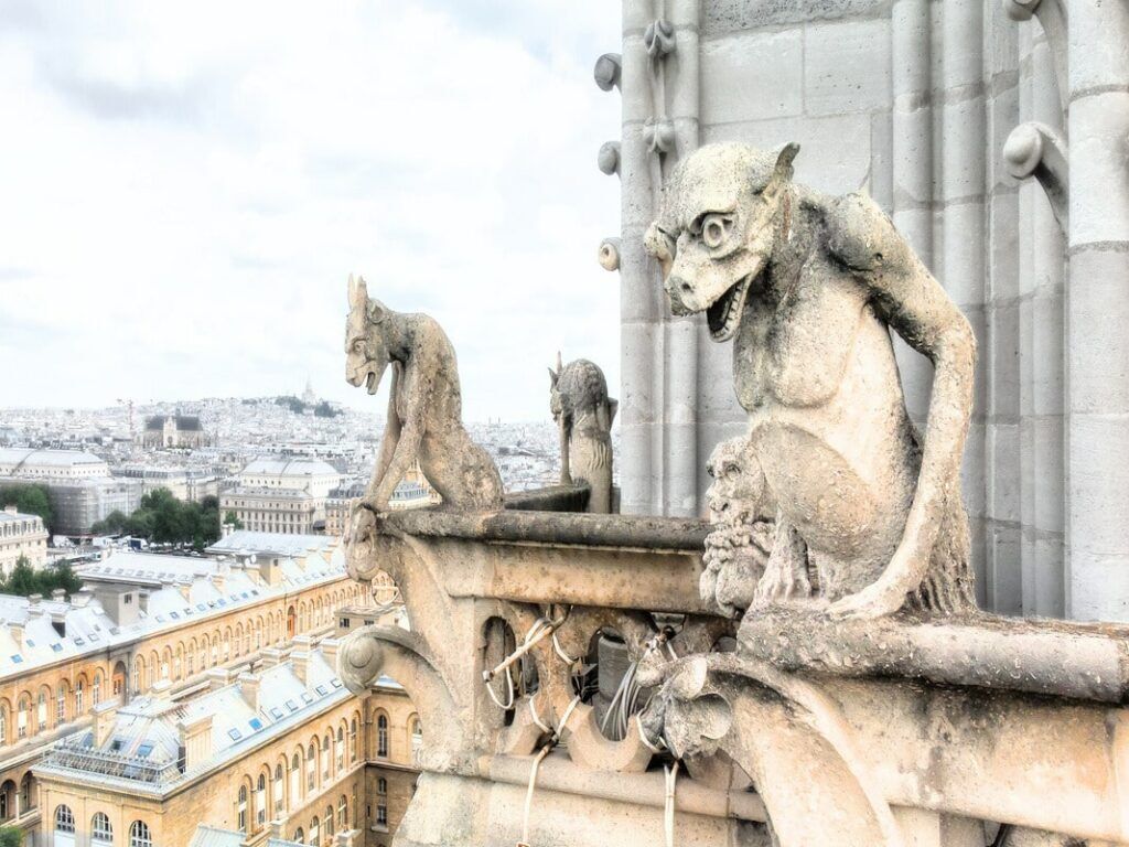 Gallery of chimeras at Notre Dame cathedral