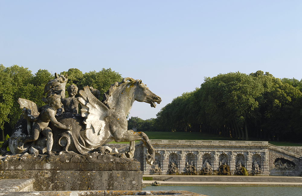 Fontainebleau & Vaux-le-Vicomte Châteaux Full-Day Private Tour 2023 - Paris